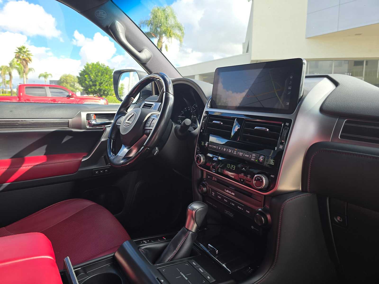 2023 Lexus GX Luxury