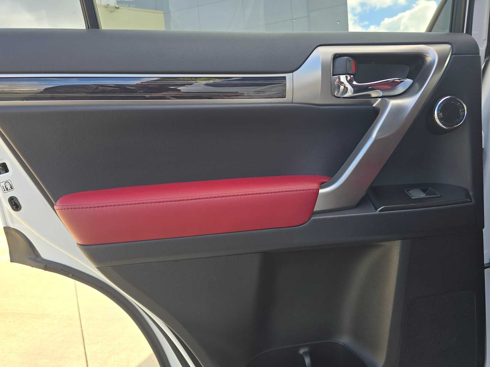 2023 Lexus GX Luxury