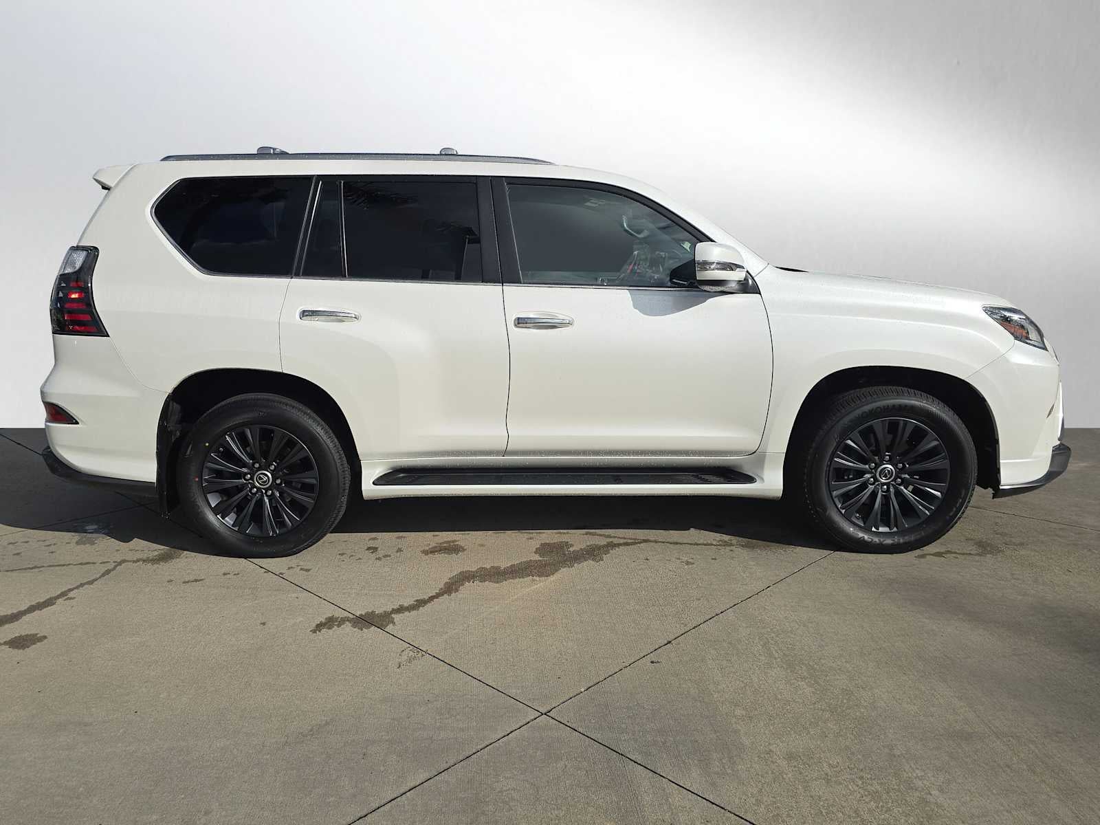2023 Lexus GX Luxury