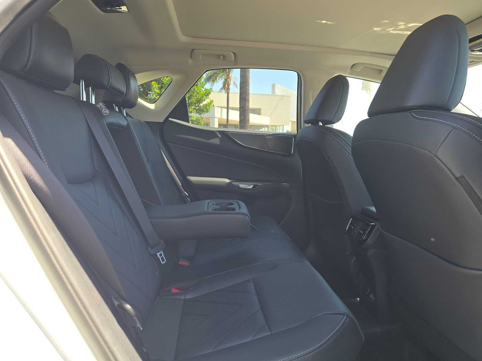 2026 Lexus NX 450h+ Luxury