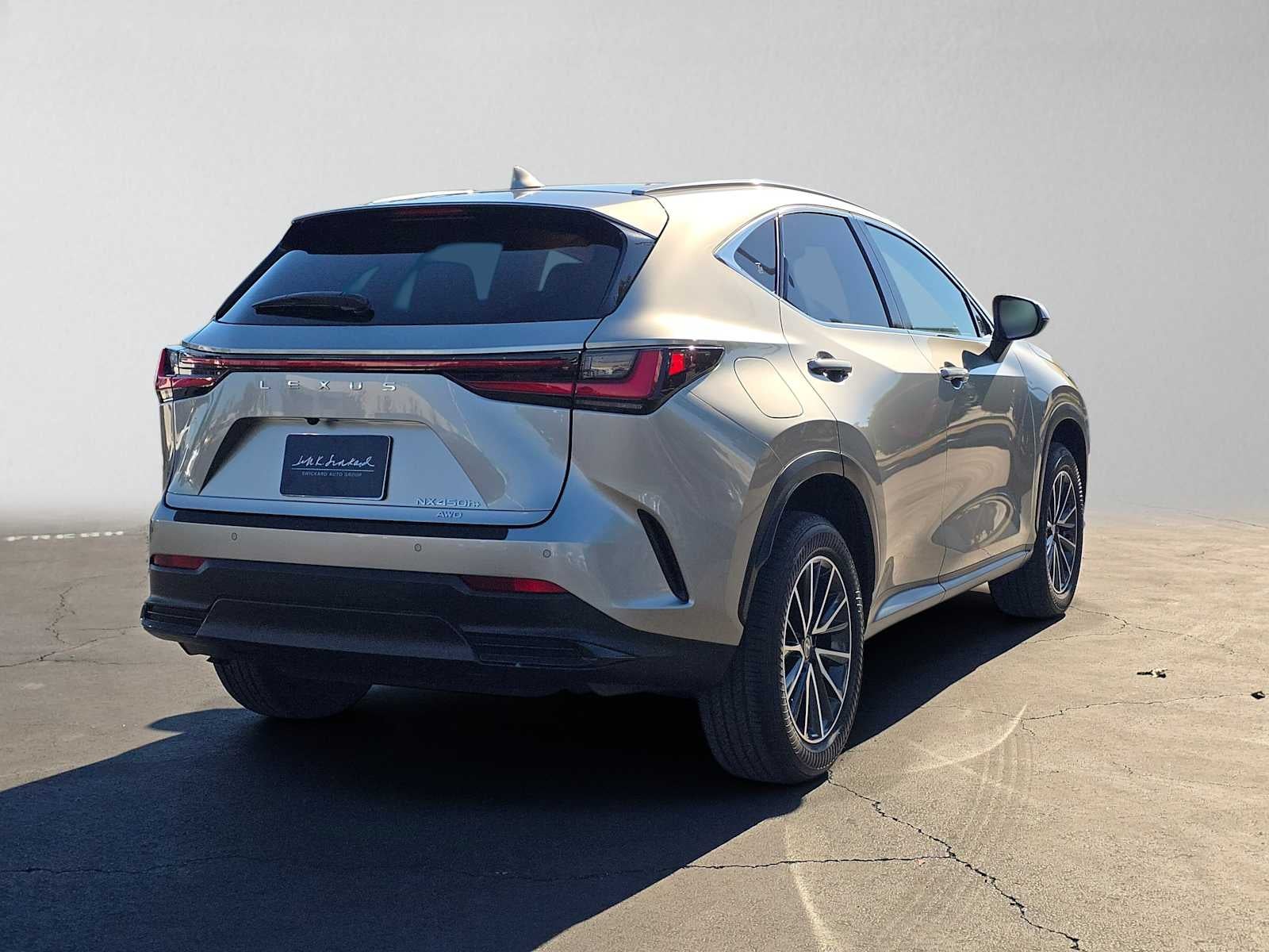 2026 Lexus NX 450h+ Premium