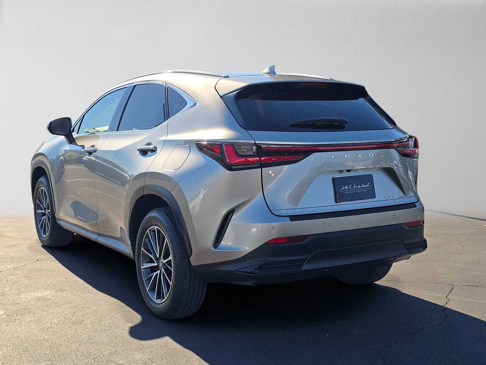2026 Lexus NX 450h+ Premium