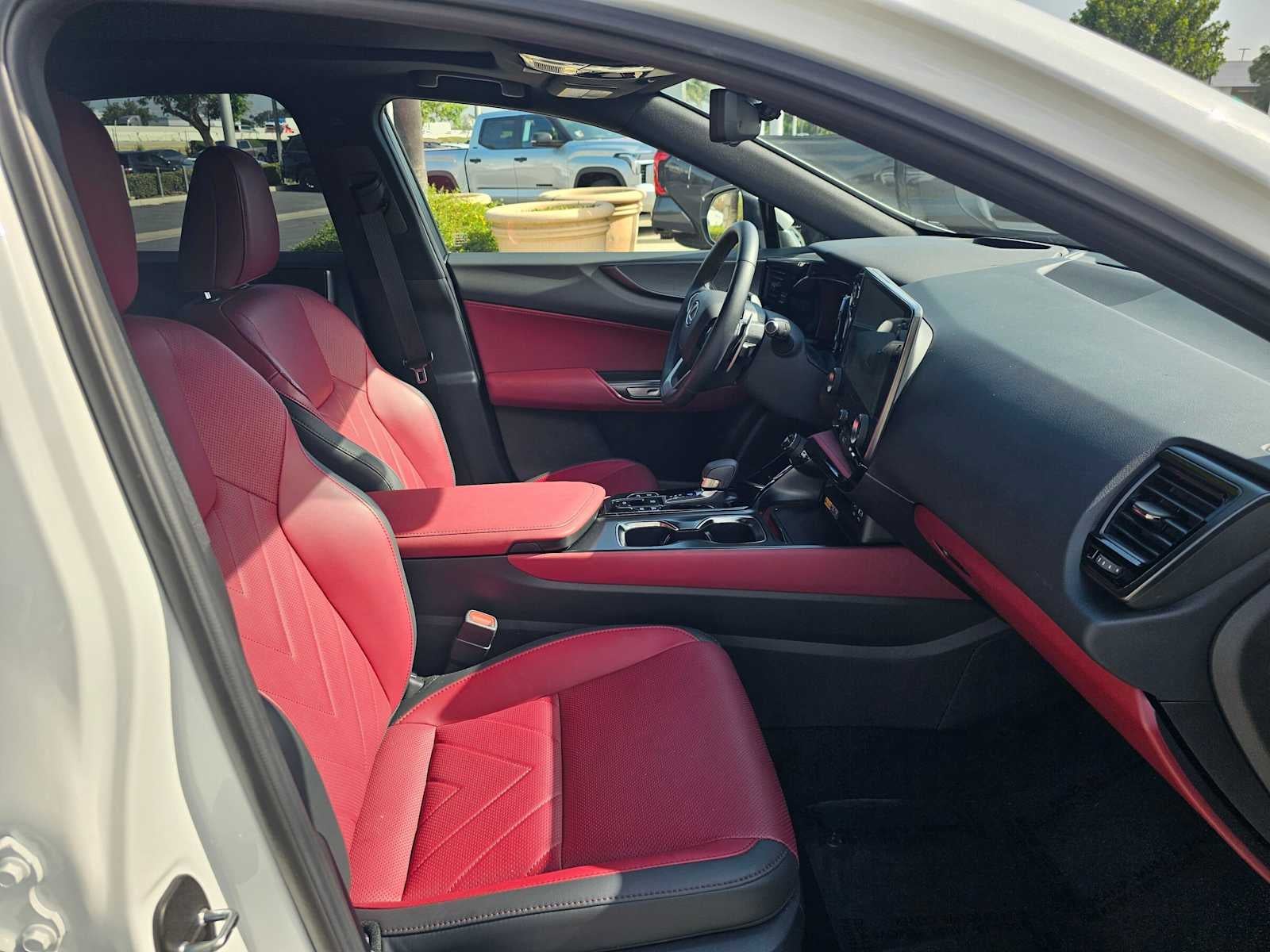 2026 Lexus NX 450h+ Luxury