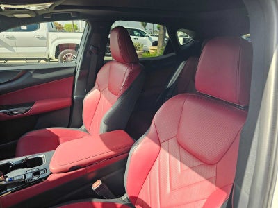 2026 Lexus NX 450h+ Luxury