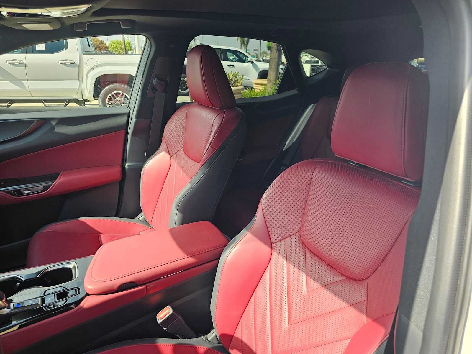 2026 Lexus NX 450h+ Luxury