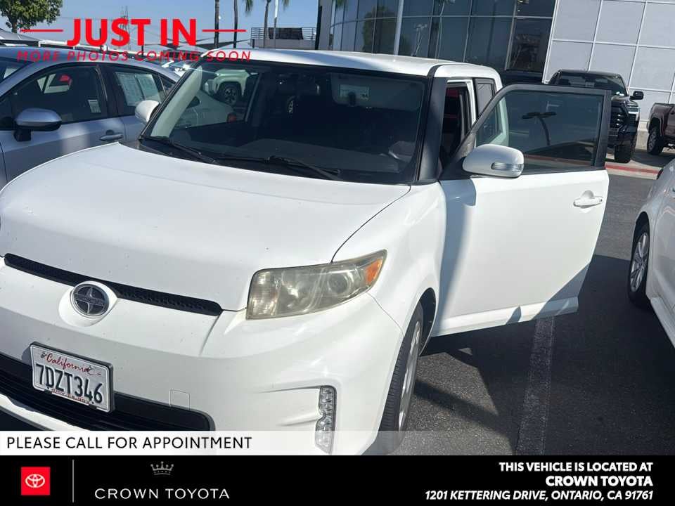 2014 Scion xB Base