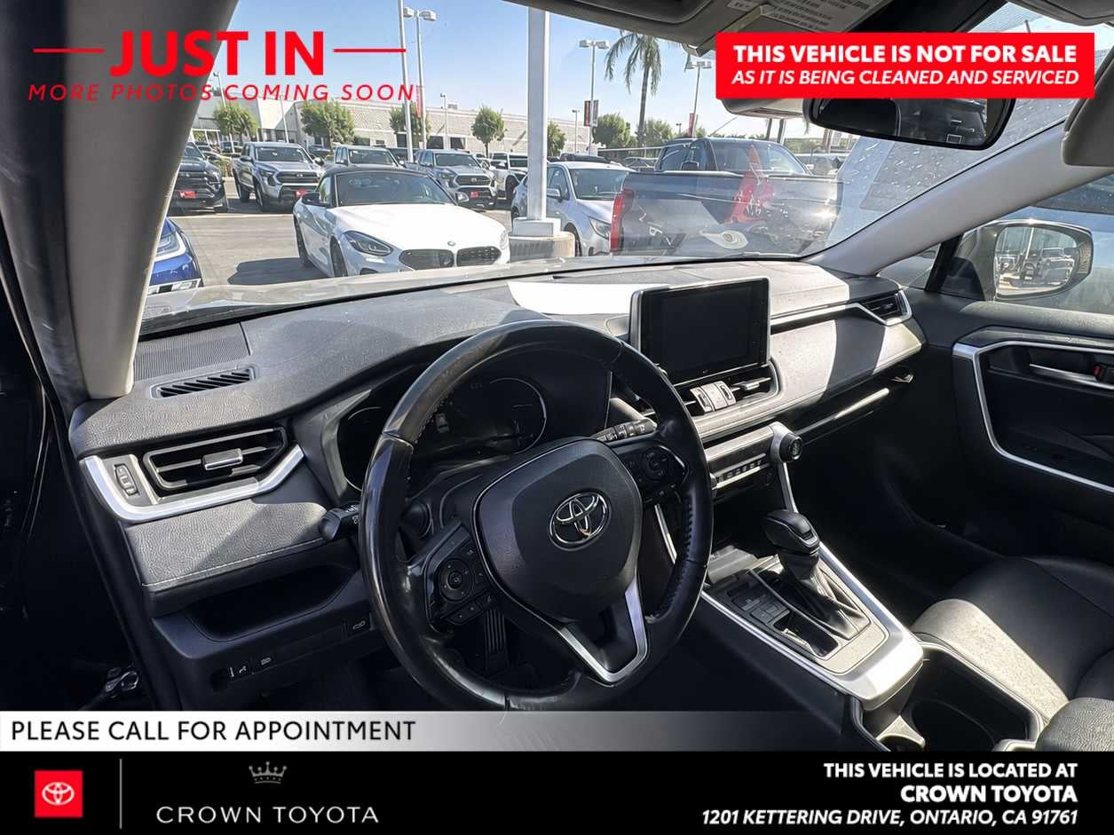 2023 Toyota RAV4 XLE Premium