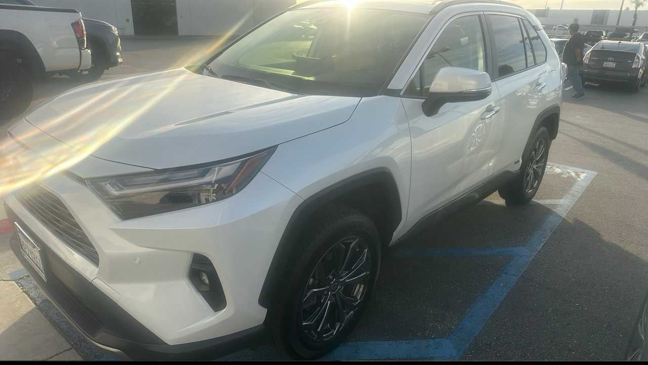 2023 Toyota RAV4 Hybrid Limited