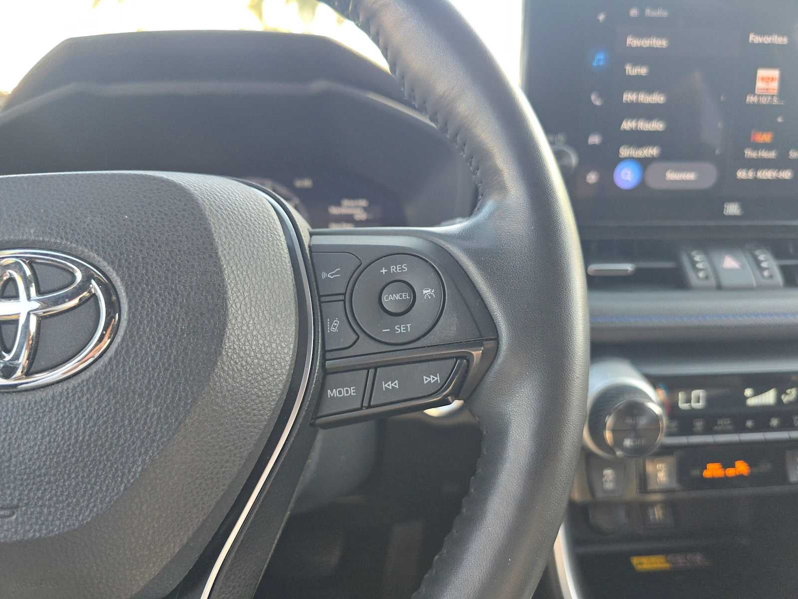 2024 Toyota RAV4 Hybrid XSE