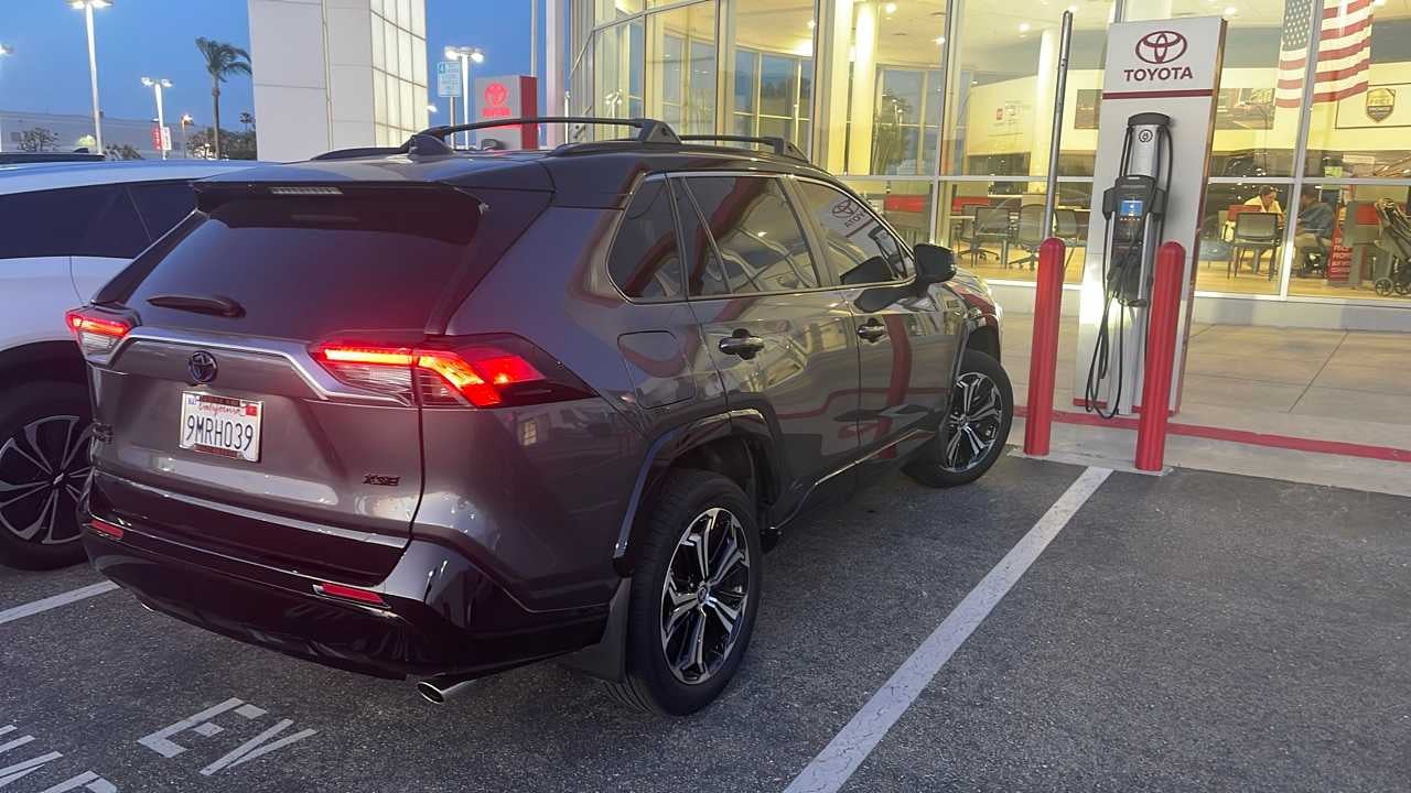 2024 Toyota RAV4 Prime XSE