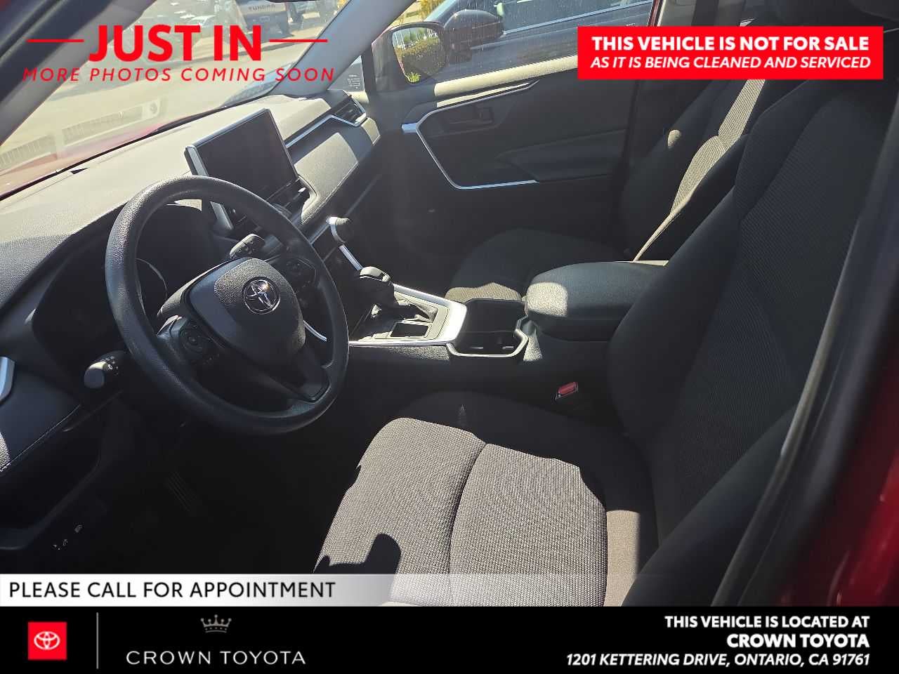 2025 Toyota RAV4 LE
