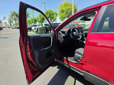 2025 Toyota RAV4 Hybrid LE