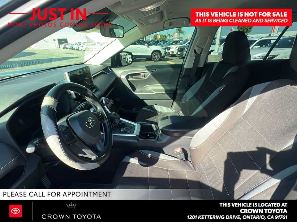 2025 Toyota RAV4 Hybrid LE