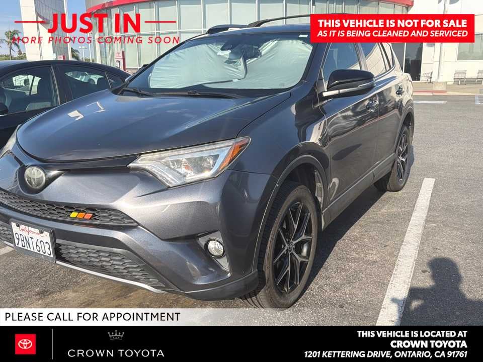 2017 Toyota RAV4 SE