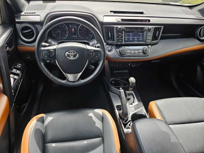 2017 Toyota RAV4 SE