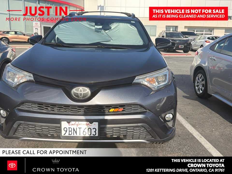 2017 Toyota RAV4 SE