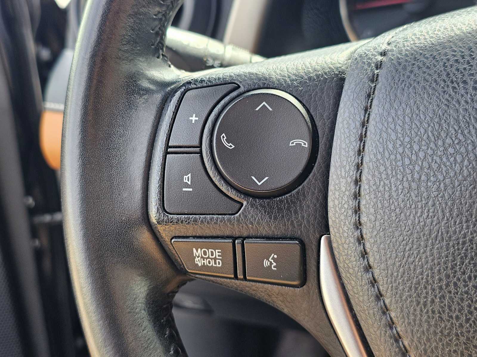 2017 Toyota RAV4 SE