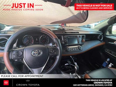 2017 Toyota RAV4 SE