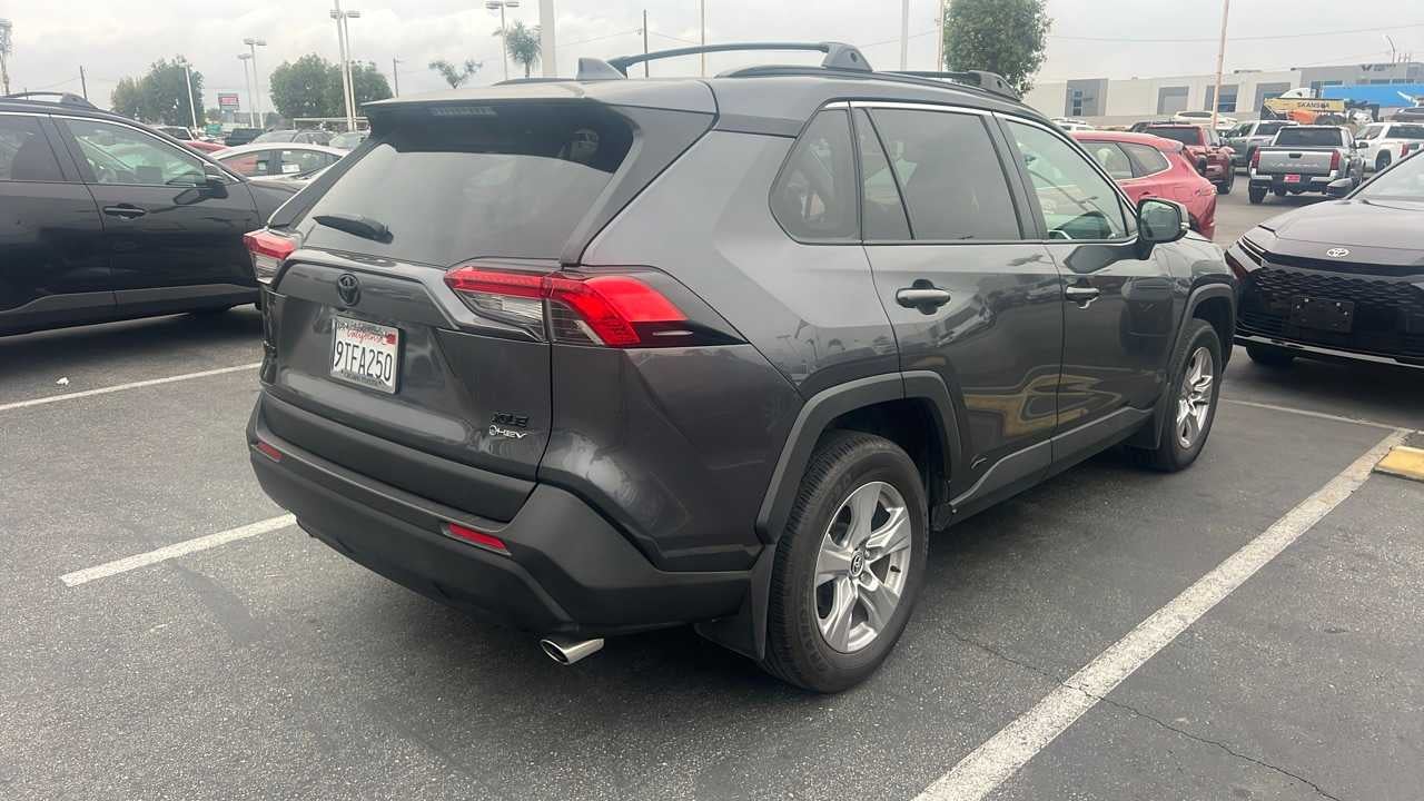 2025 Toyota RAV4 Hybrid XLE
