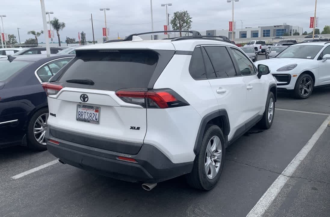 2020 Toyota RAV4 XLE