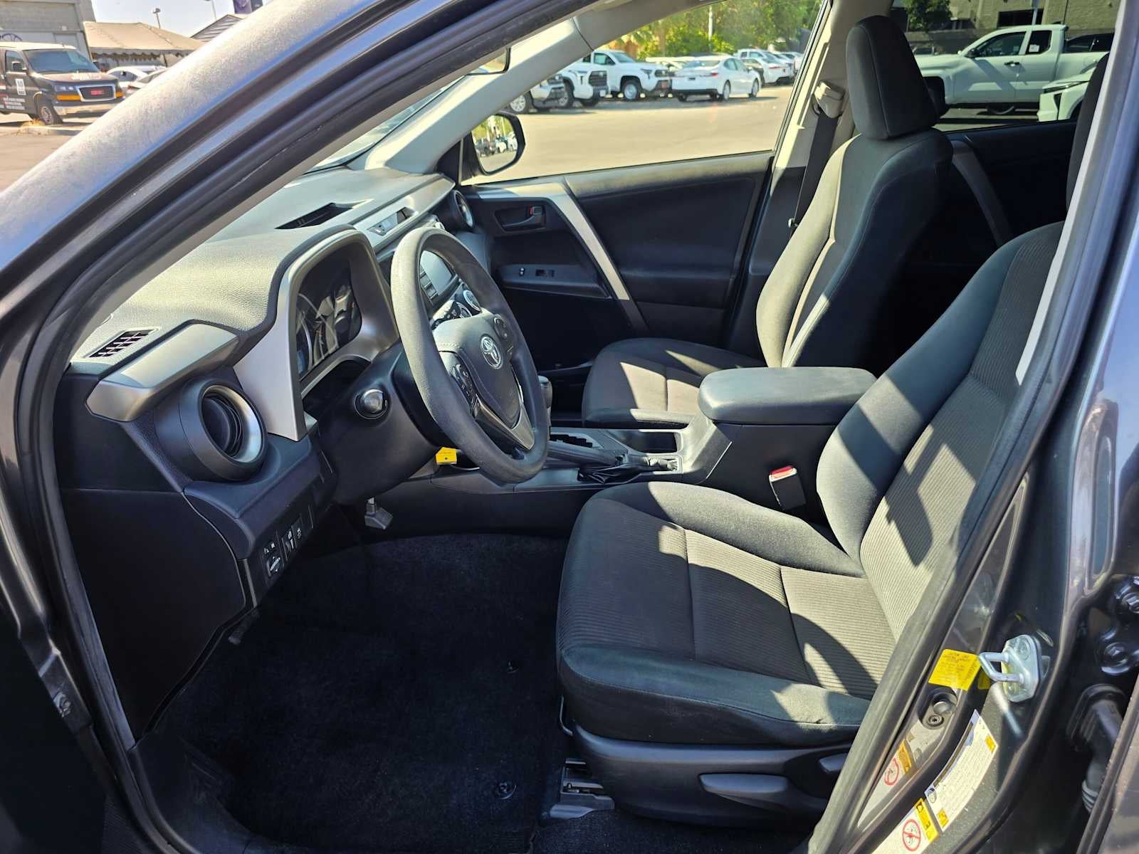 2015 Toyota RAV4 LE