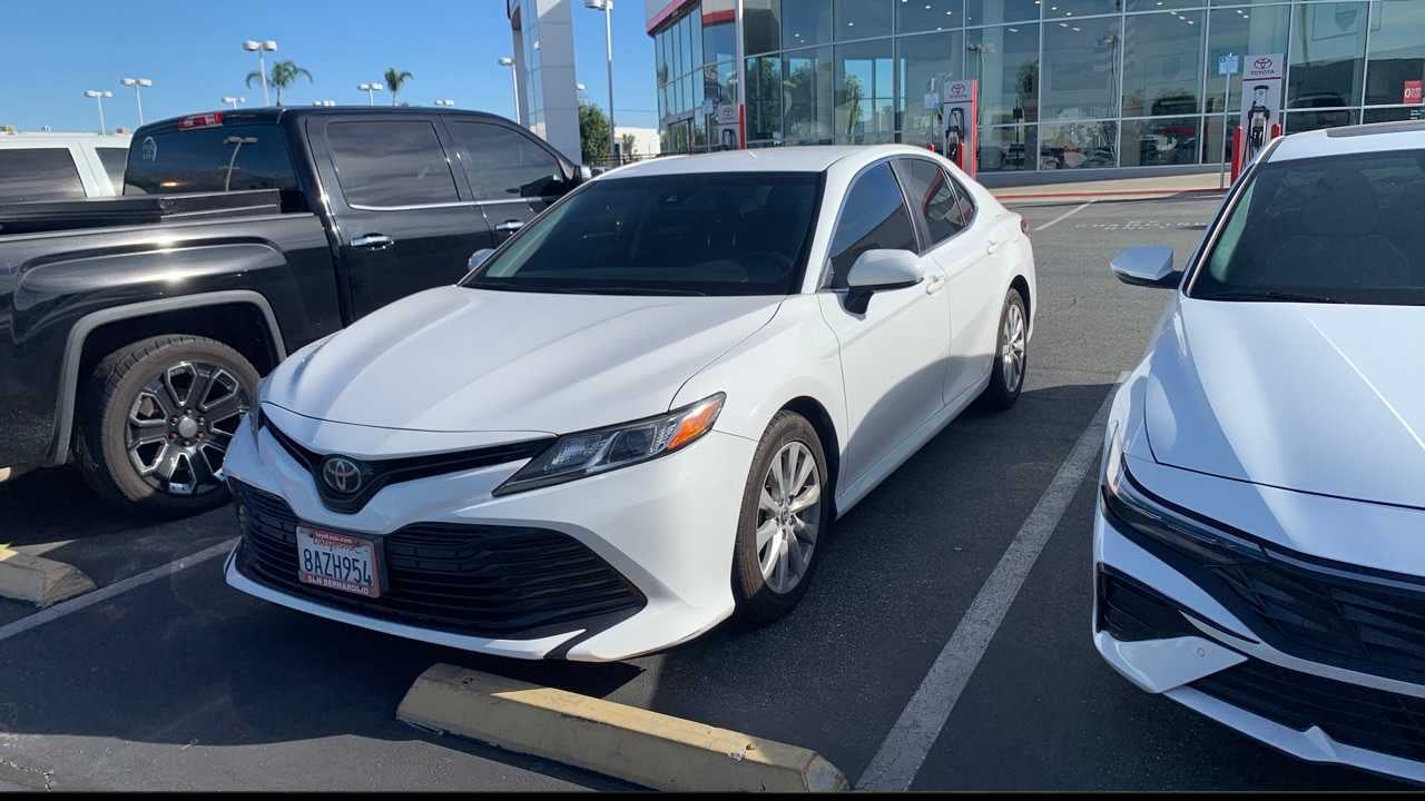 2018 Toyota Camry LE