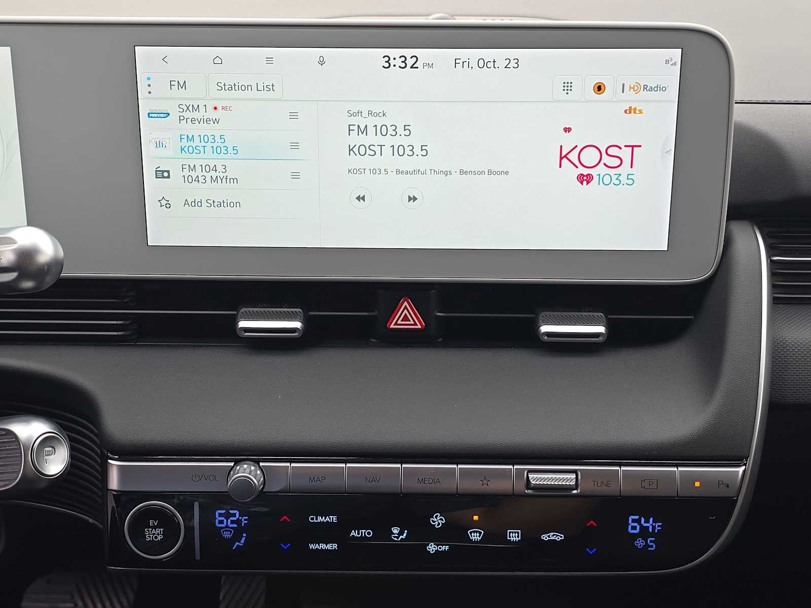 2024 Hyundai IONIQ 5 SE Standard Range