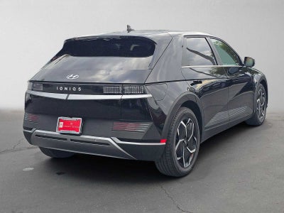 2024 Hyundai IONIQ 5 SE Standard Range