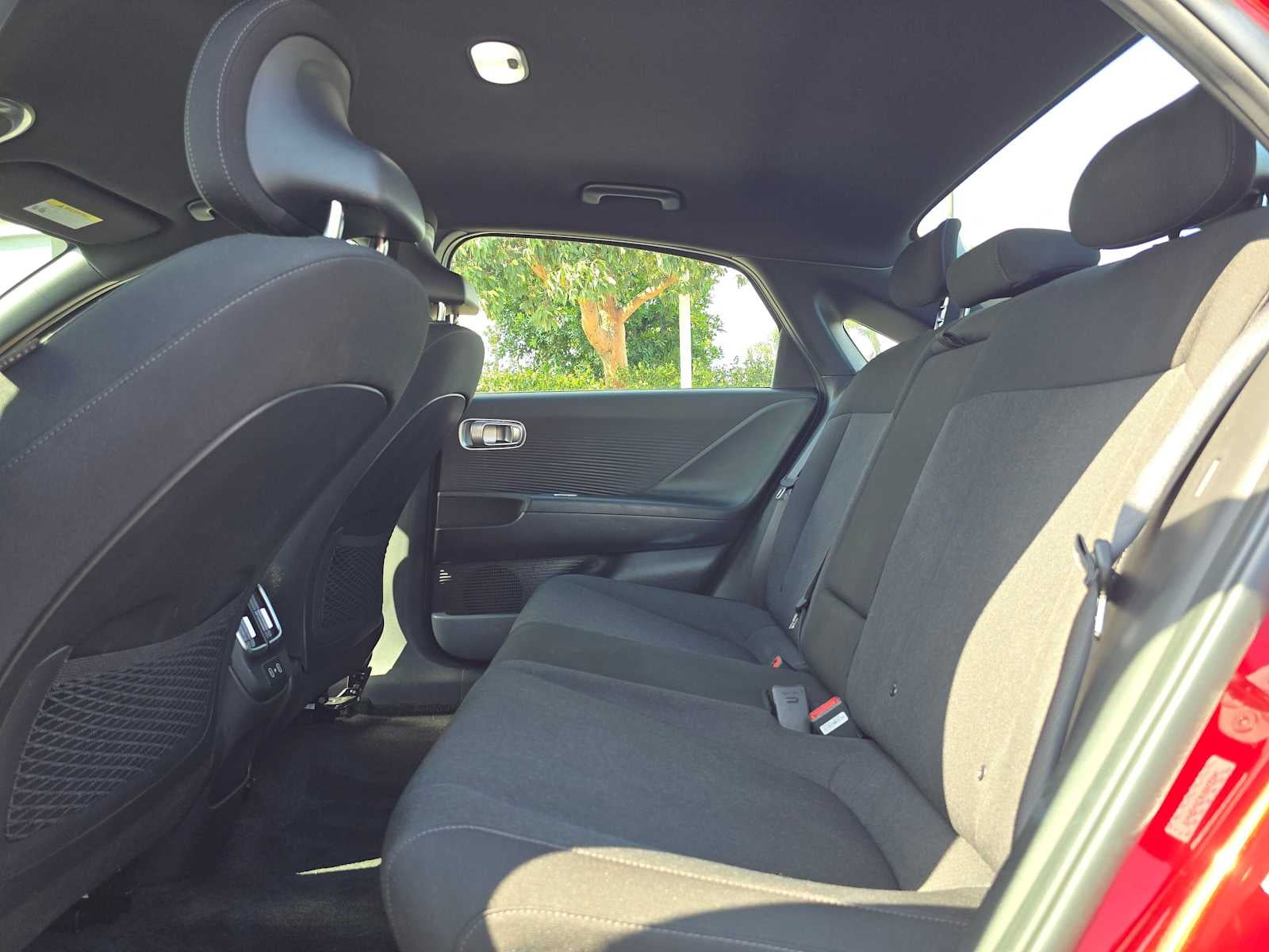 2024 Hyundai IONIQ 6 SE