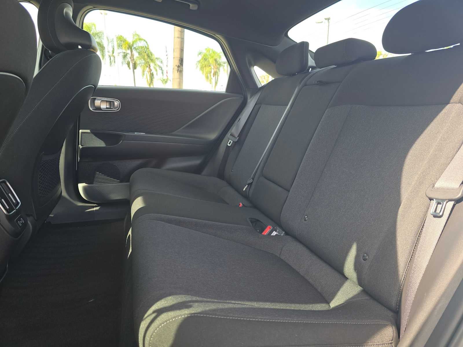 2024 Hyundai IONIQ 6 SE