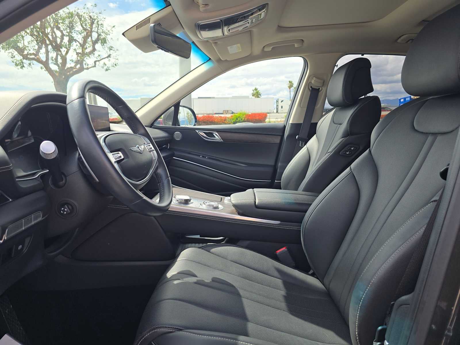 2024 Genesis GV80 Base