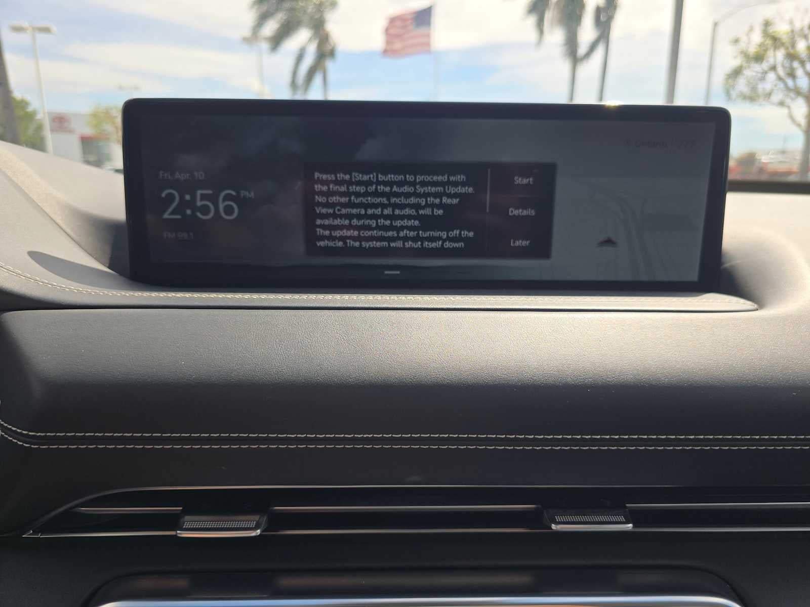 2024 Genesis GV80 Base