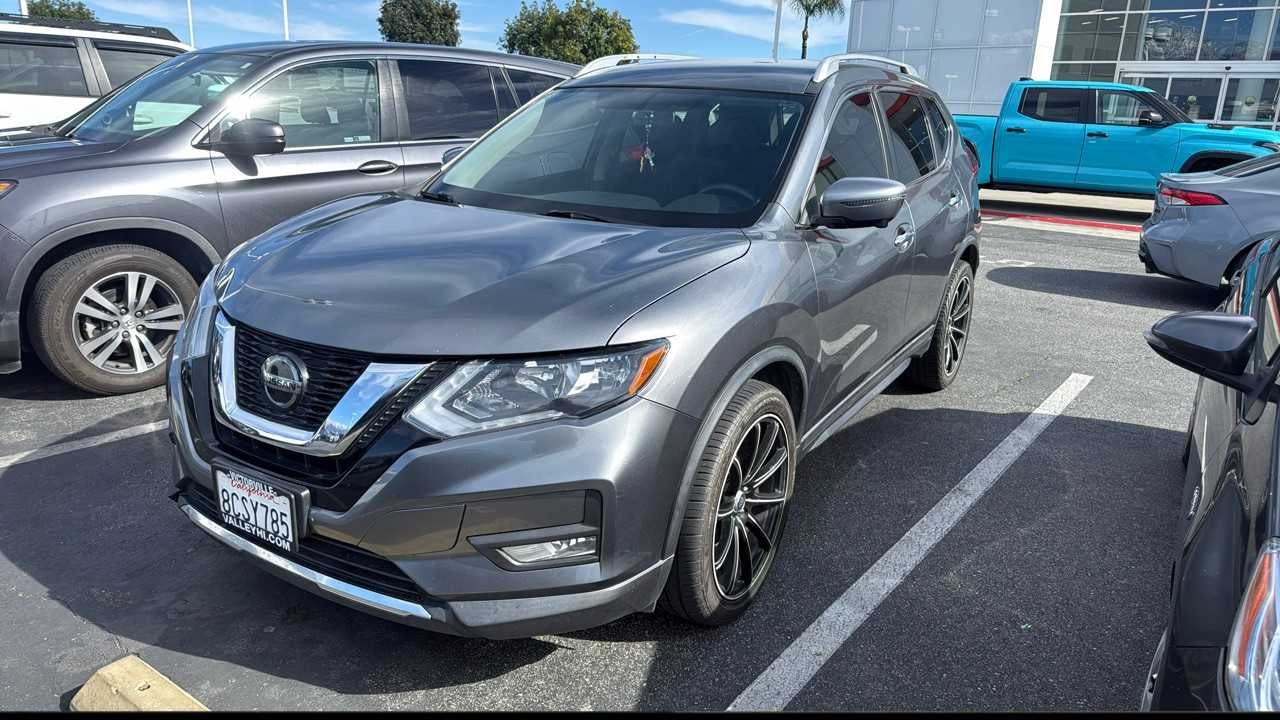 2018 Nissan Rogue SV