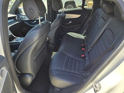 2021 Mercedes-Benz GLC 300 GLC 300
