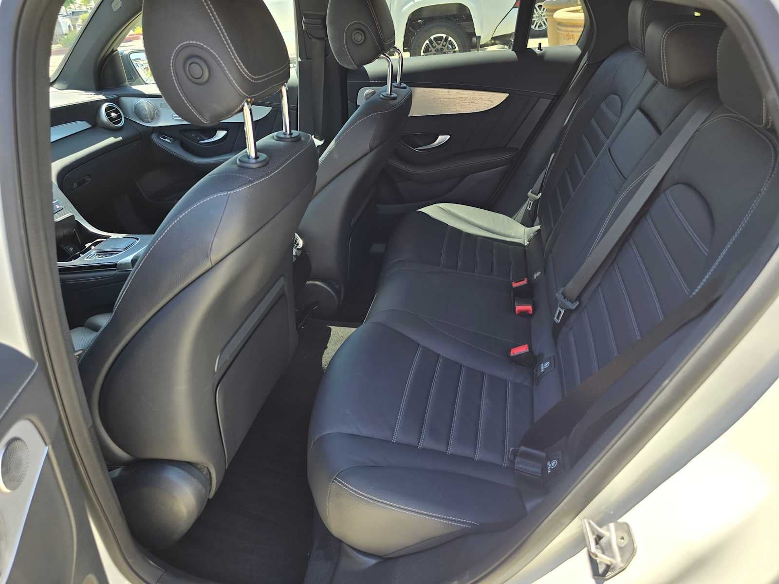 2021 Mercedes-Benz GLC 300 GLC 300