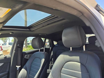 2021 Mercedes-Benz GLC 300 GLC 300