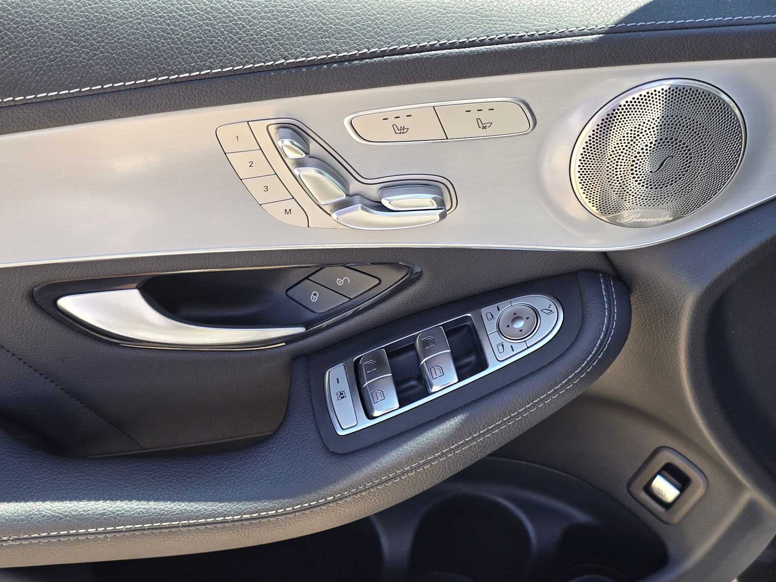 2021 Mercedes-Benz GLC 300 GLC 300