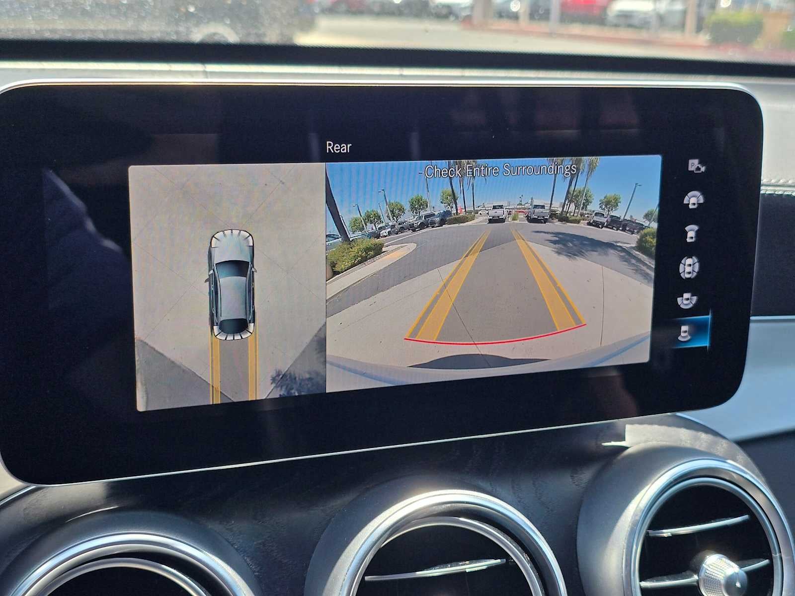 2021 Mercedes-Benz GLC 300 GLC 300
