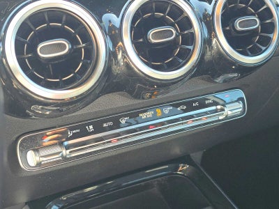 2022 Mercedes-Benz GLB 250 GLB 250