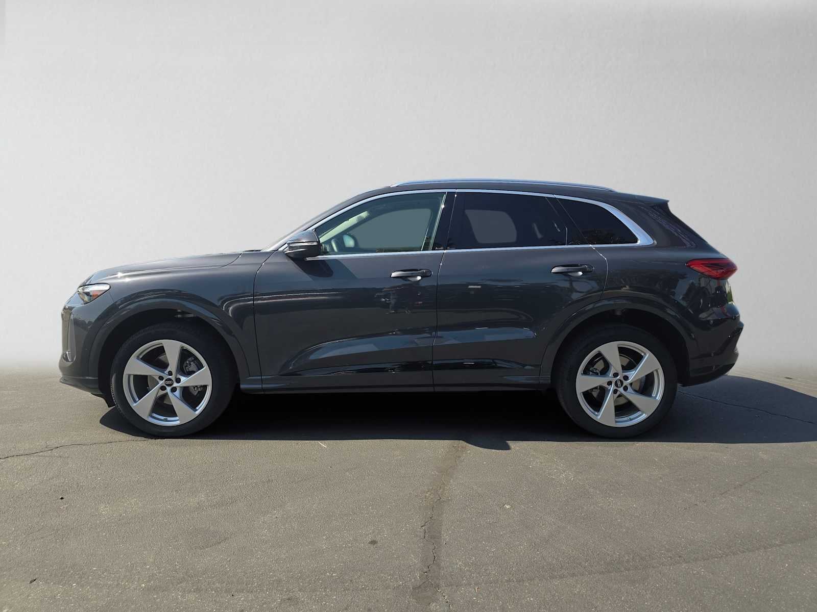 2025 Audi New Q5 Premium Plus