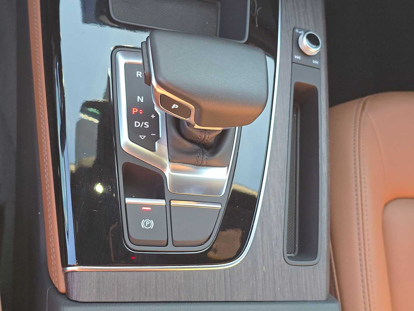 2023 Audi Q5 Premium Plus