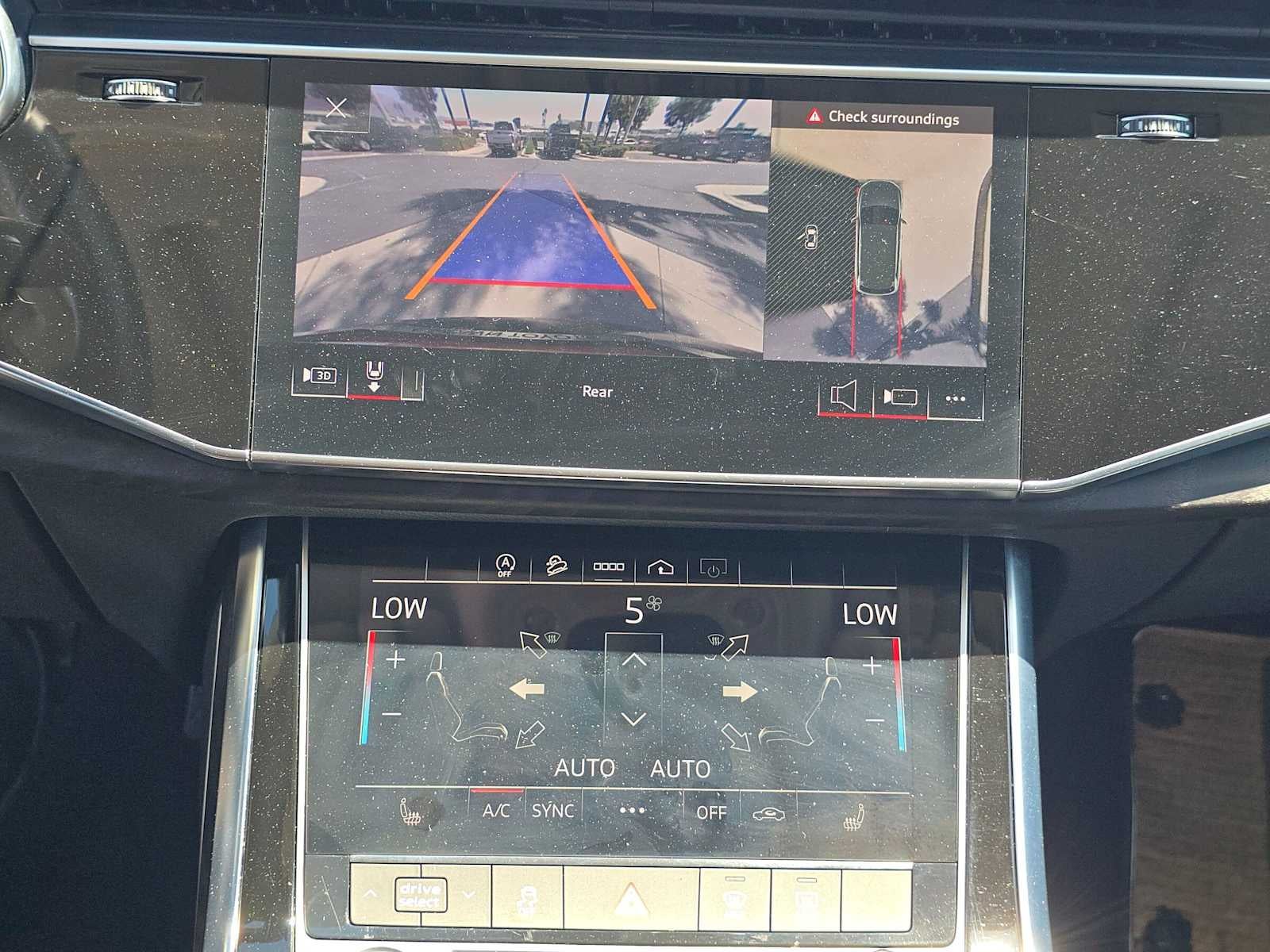 2023 Audi Q7 Premium Plus