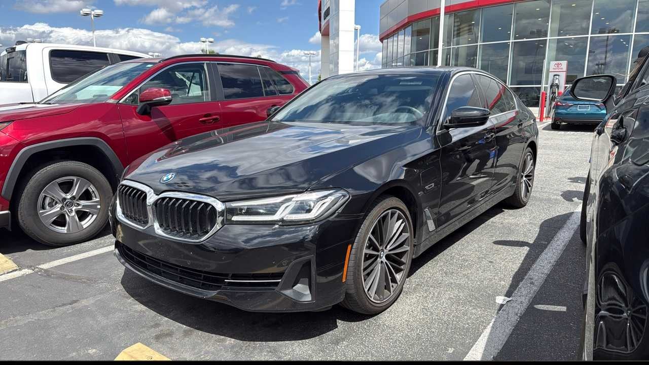 2023 BMW 530e 530e