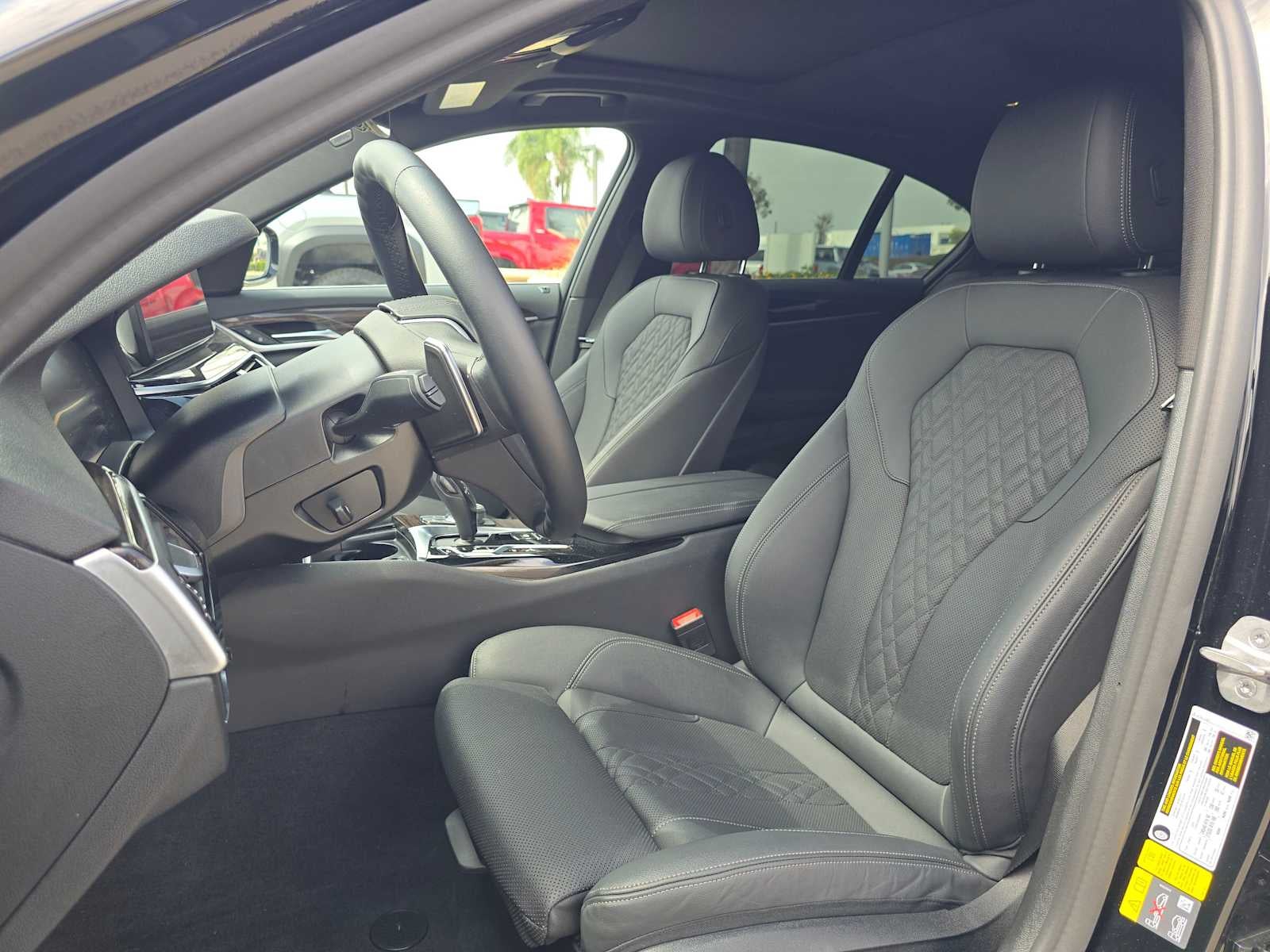 2023 BMW 530e 530e