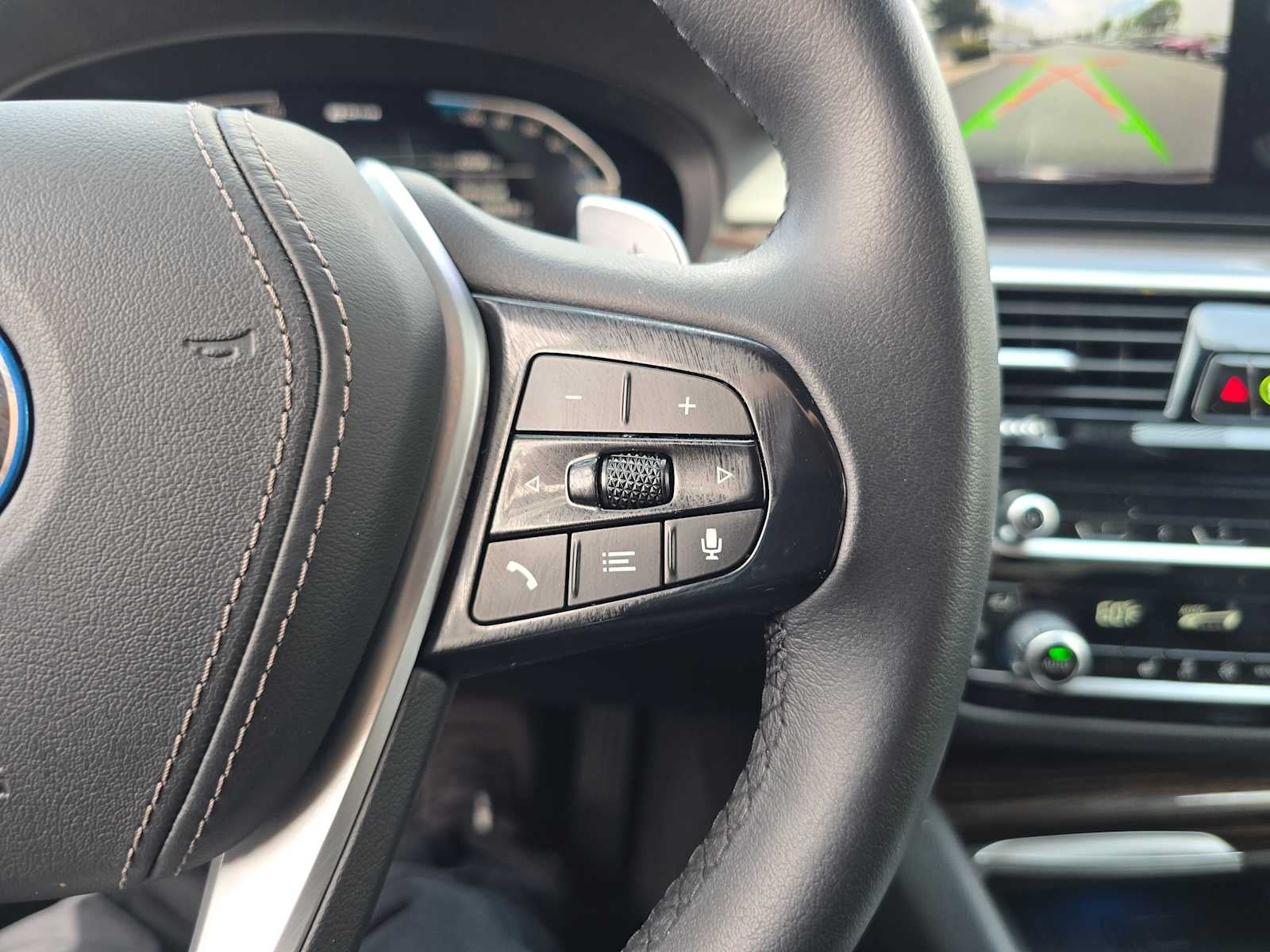 2023 BMW 530e 530e