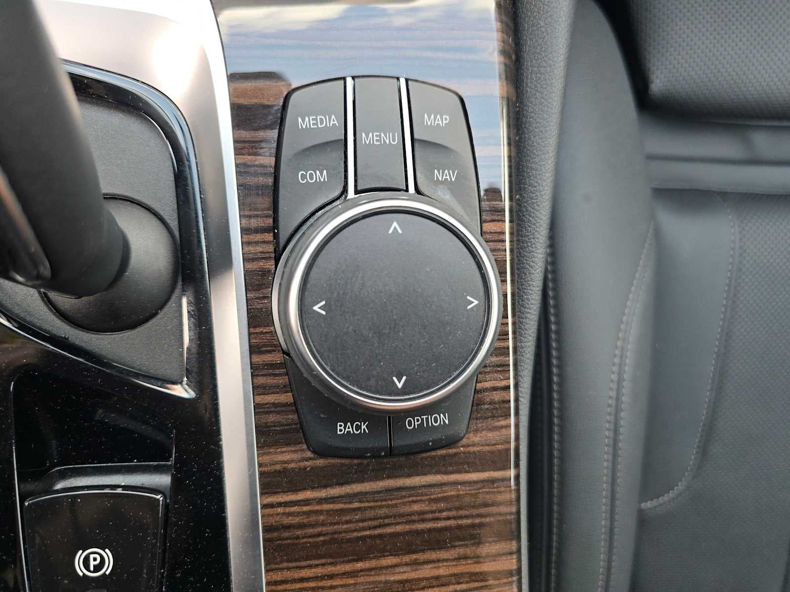 2023 BMW 530e 530e