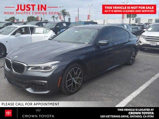 2016 BMW 750i 750i