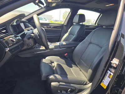 2015 BMW 740i 740i