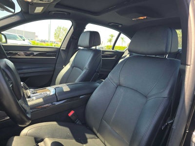 2015 BMW 740i 740i