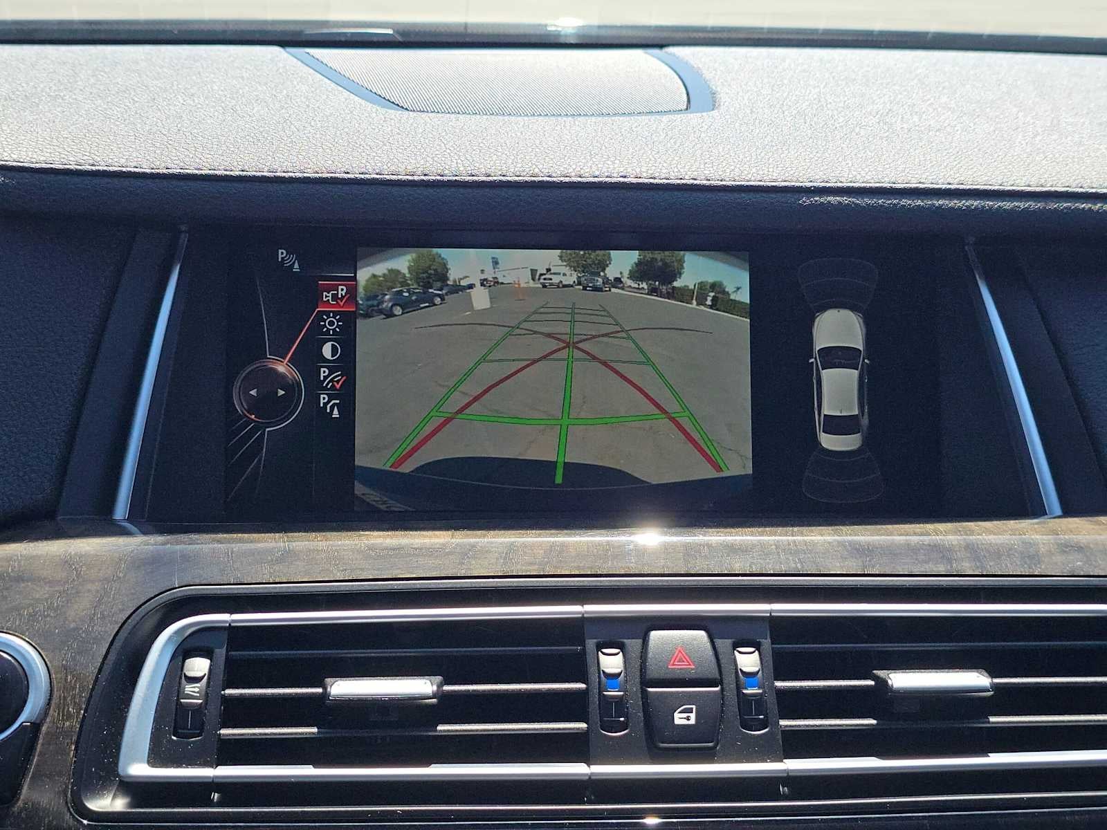 2015 BMW 740i 740i